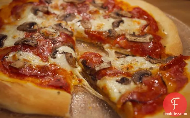 Bacon & Fresh Mozzarella Pizza Recipe