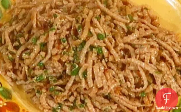 Wheat Noodles with Anchovy Sauce: Bigoli en Salsa