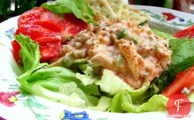 Tuna Salad in Lettuce Wrappers