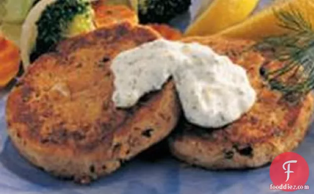 Tuna Patties with Dill Sauce