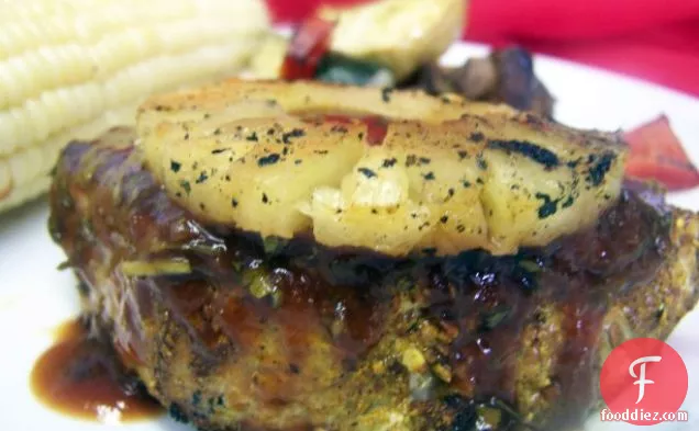 अनानास शीशे का आवरण के साथ मसालेदार टूना