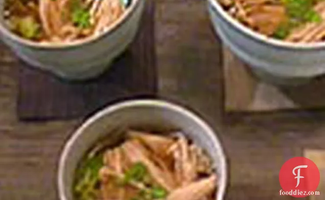एनोकी मशरूम के साथ मिसो सूप