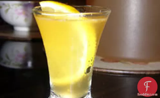 Pineapple Lemonade Spritzers