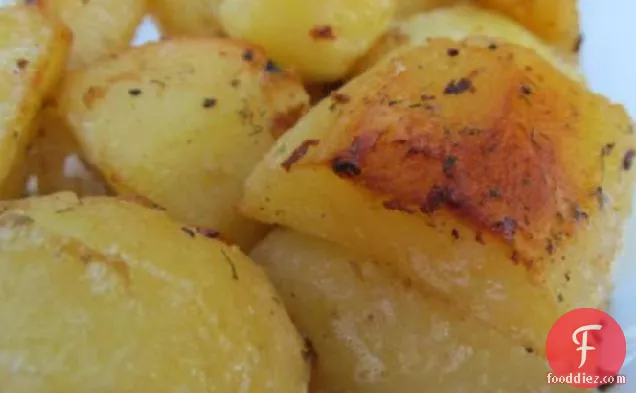 Super Easy Roasted Red Potatoes