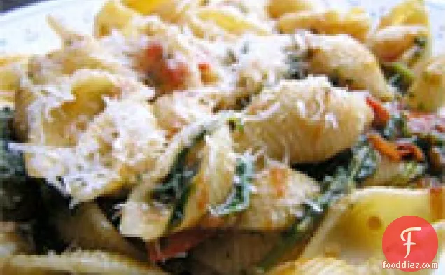 Dinner Tonight: Pasta With Arugula And Tomatoes