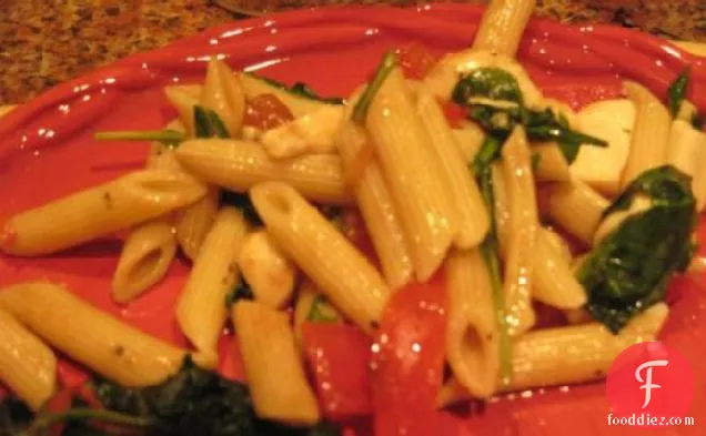 Balsamic-Tossed Pasta With Fresh Tomato, Arugula and Mozzarella