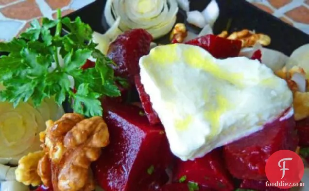 Beet Salad With Goat Cheese and Walnuts
