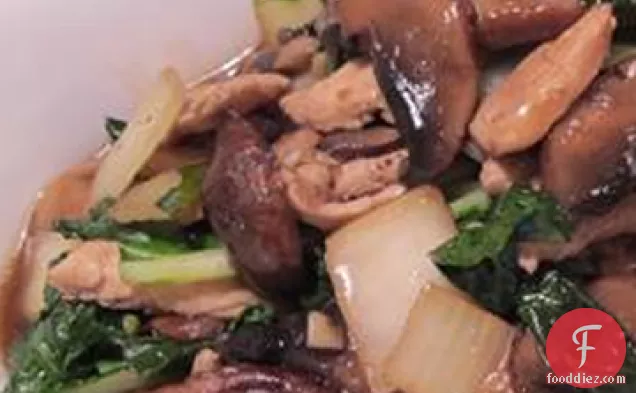 Chinese-Style Baby Bok Choy with Mushroom Sauce