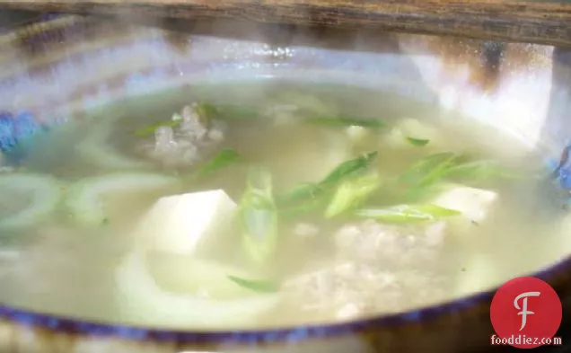 Kang Jyd Taohu (Thai Tofu Soup)