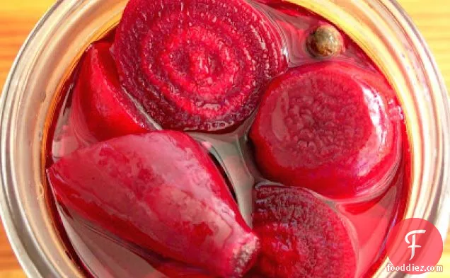 Simple Spiced Pickled Beets