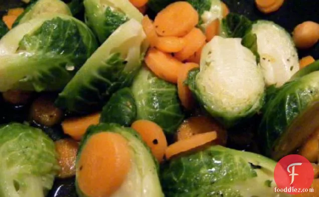 Maple-Flavored Brussels Sprouts With Carrots