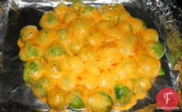 ऑरेंज ग्लेज़ेड रोस्ट भैंस लहसुन भुना हुआ ब्रसेल्स स्प्राउट्स के साथ