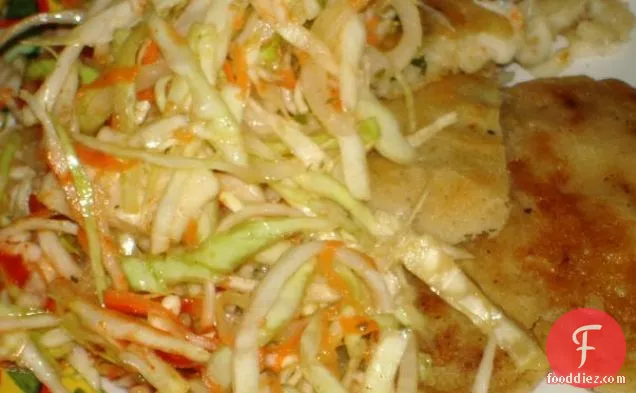 Stir-Fried Chicken With Bell Peppers and Snow Cabbage