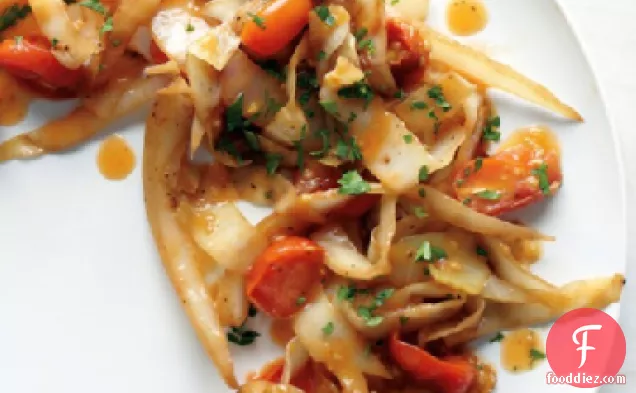 Quick Cabbage with Tomatoes