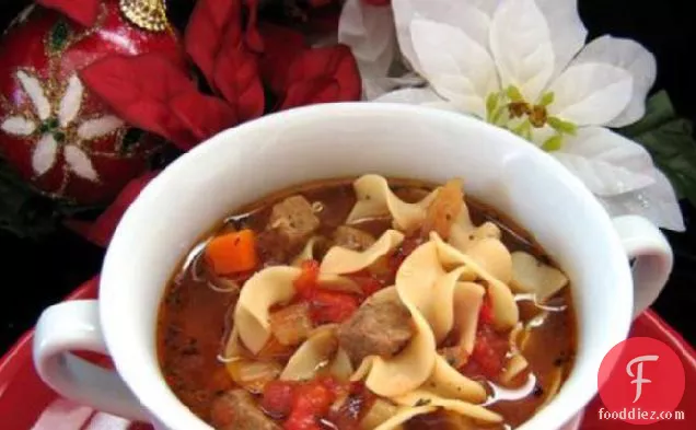 बीफ नूडल सूप