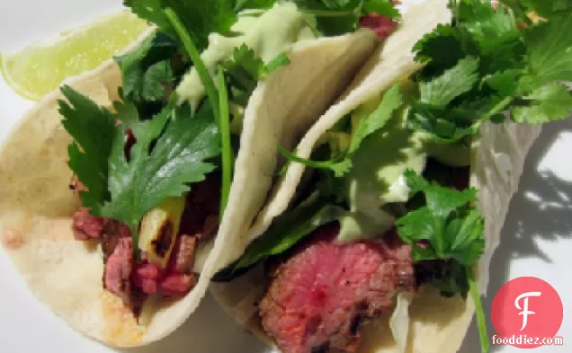 दो के लिए रात का खाना: चिपोटल स्टेक टैकोस