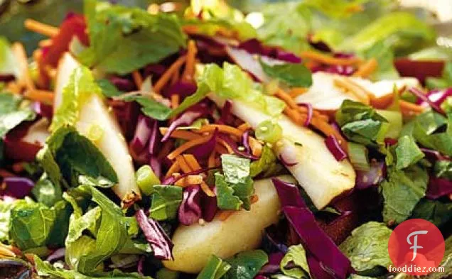 Fresh Pear Salad with Asian Sesame Dressing