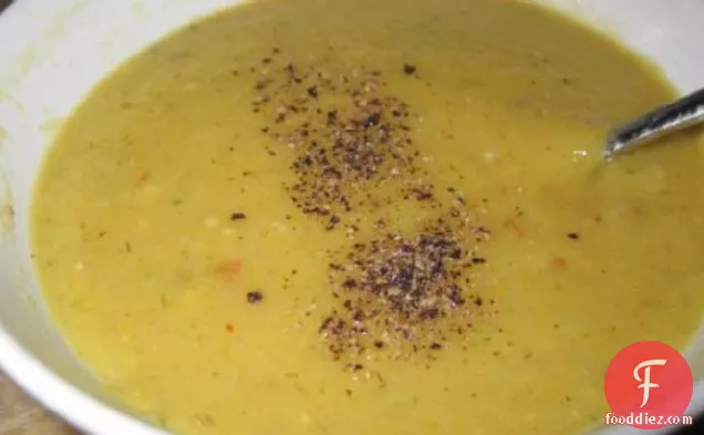 Lowfat Acorn Squash Soup With Roasted Garlic