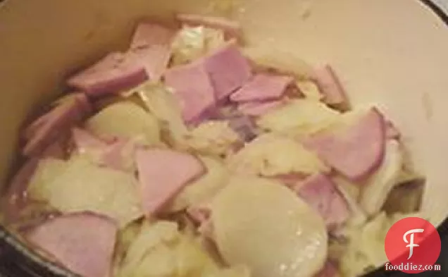 Skillet Ham, Cabbage and Potatoes