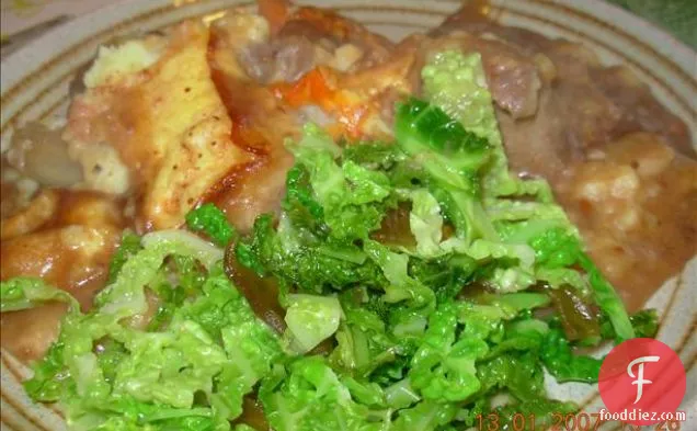 सोपा डी पोलो (मध्य / दक्षिण अमेरिकी चिकन सूप)
