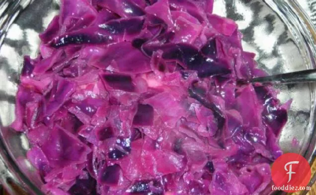 Sauteed Red Cabbage With Apples