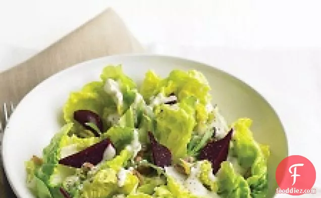 Salad With Beets And Yogurt Dressing