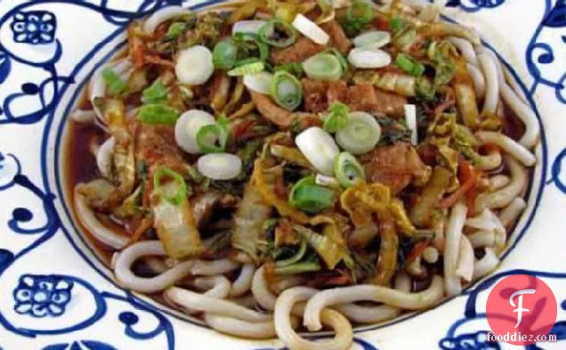 Yakisoba With Pork and Cabbage