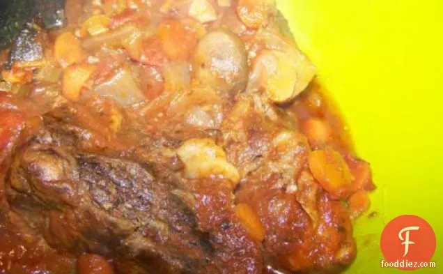 धीमी कुकर टस्कन पॉट रोस्ट