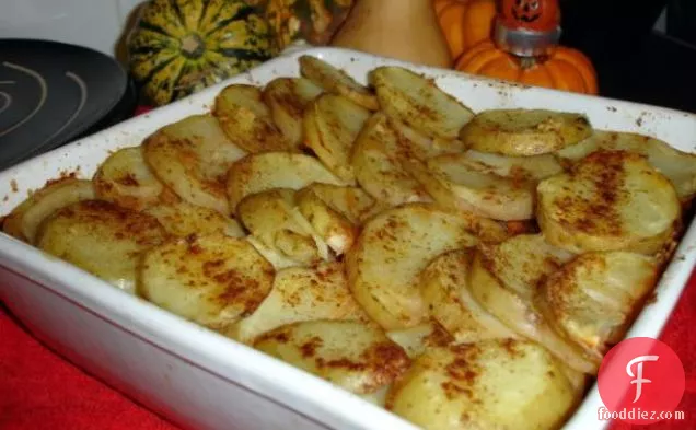 Potato-Crusted Lentil Hotpot