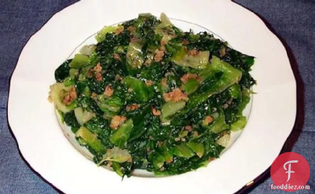 Escarole With Garlic and Bread Crumbs