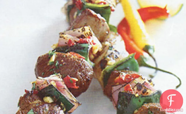 ऑरेंज - और लाइम-मैरीनेटेड लैम्ब कबाब