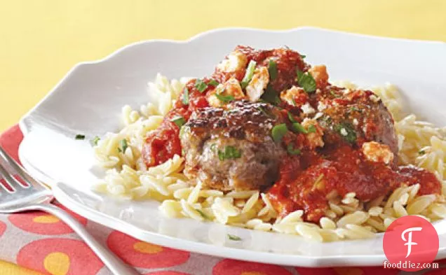 Greek Pasta with Meatballs