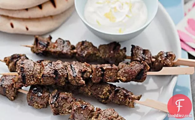 मध्य पूर्वी मेमने की कटार