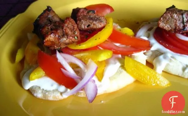 स्टेक टैको पिज्जा