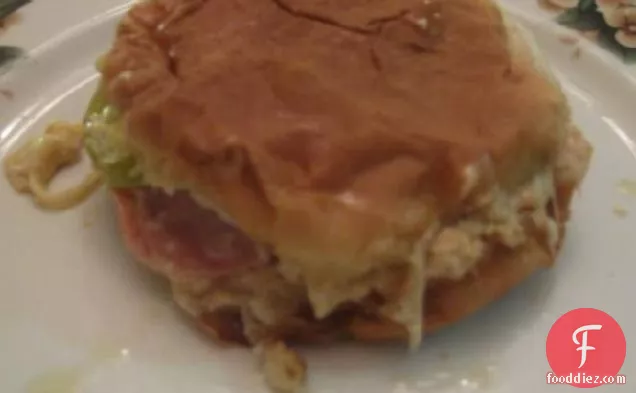 दबाया क्यूबा शैली बर्गर