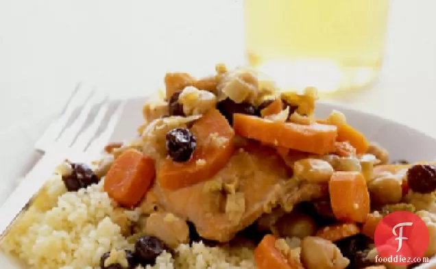 Chicken Stew with Carrots, Chickpeas, and Raisins
