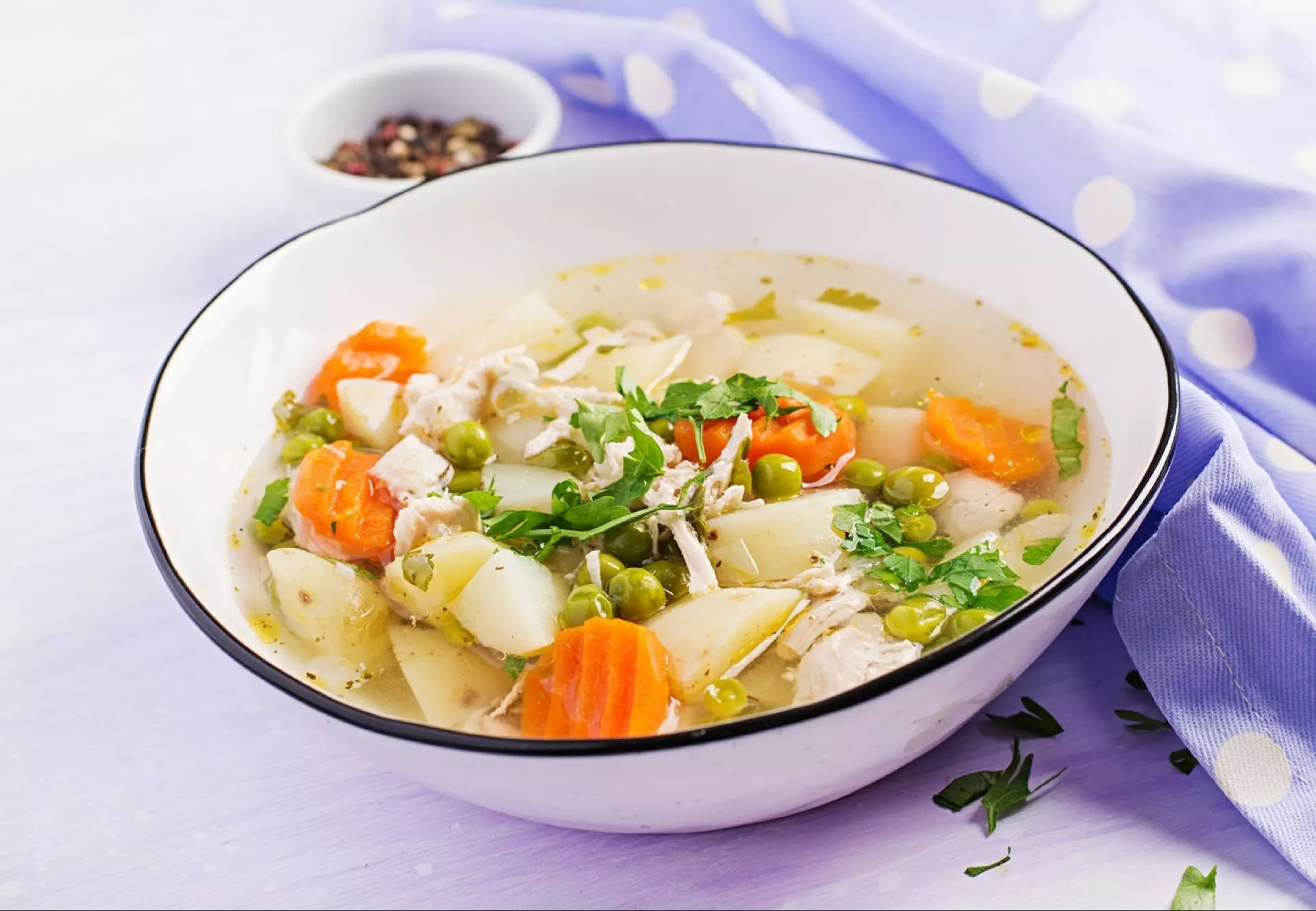 चिकन नूडल सूप कैसे पकाएं