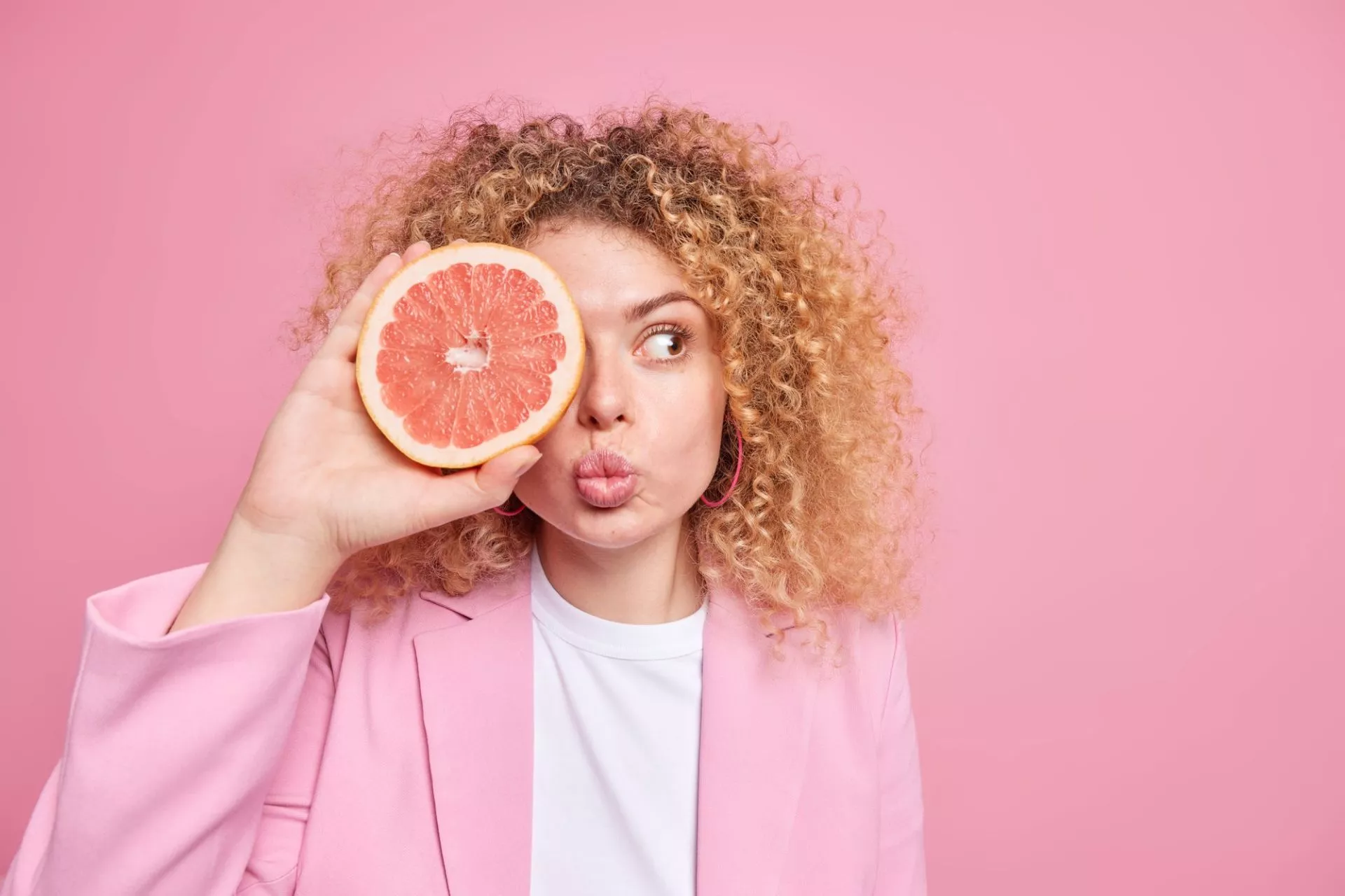 How to Eat Grapefruit to Lose Weight